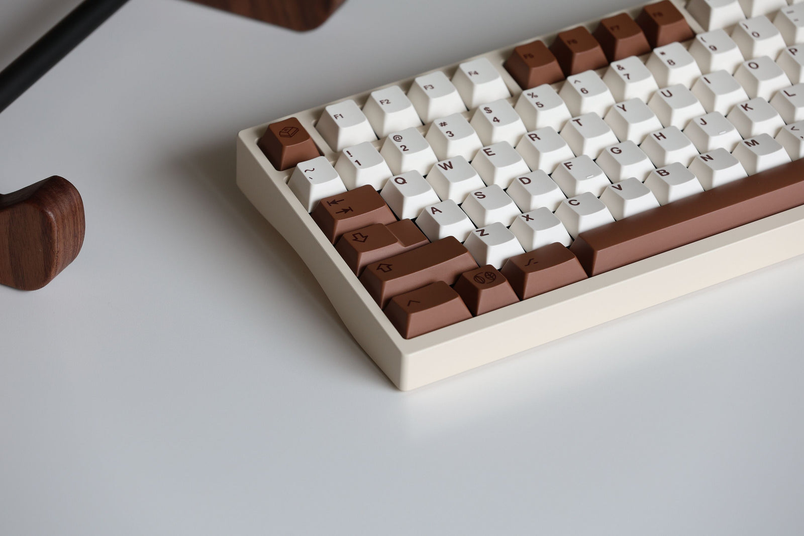 [Out of Stock] Cocoa PBT Keycap Set