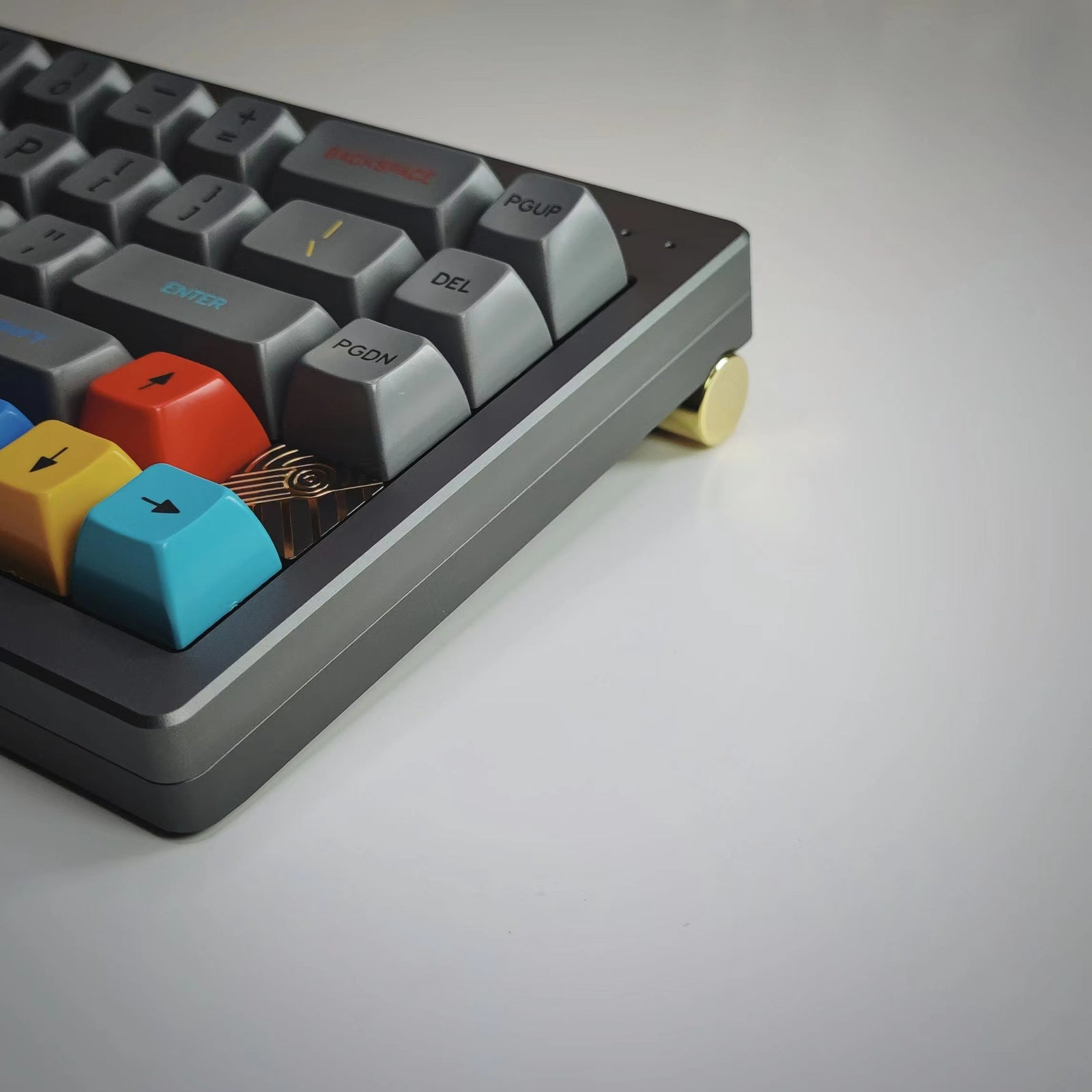 [Out of Stock] Sisyphus65 Mechanical Keyboard Kit