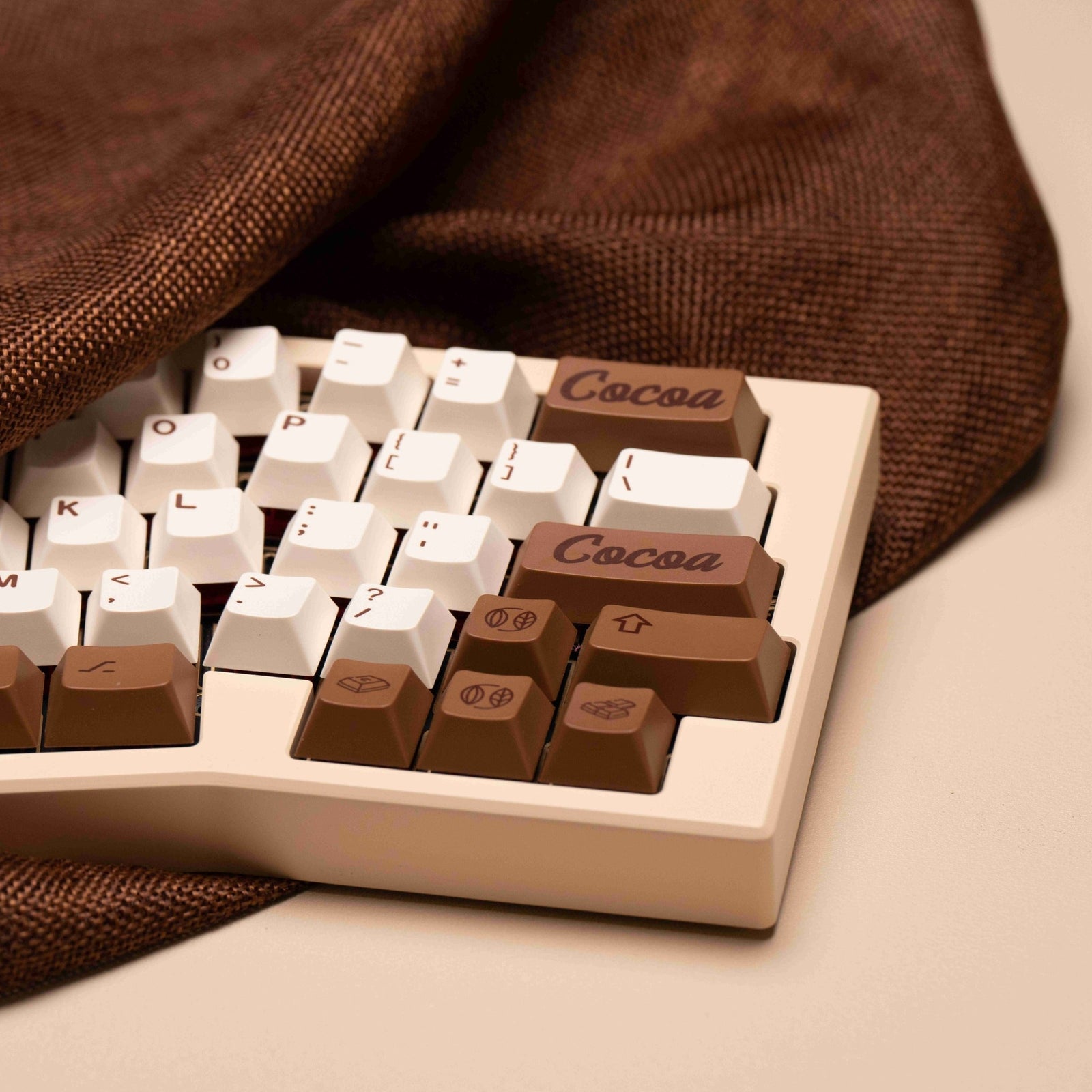 [Out of Stock] Cocoa PBT Keycap Set