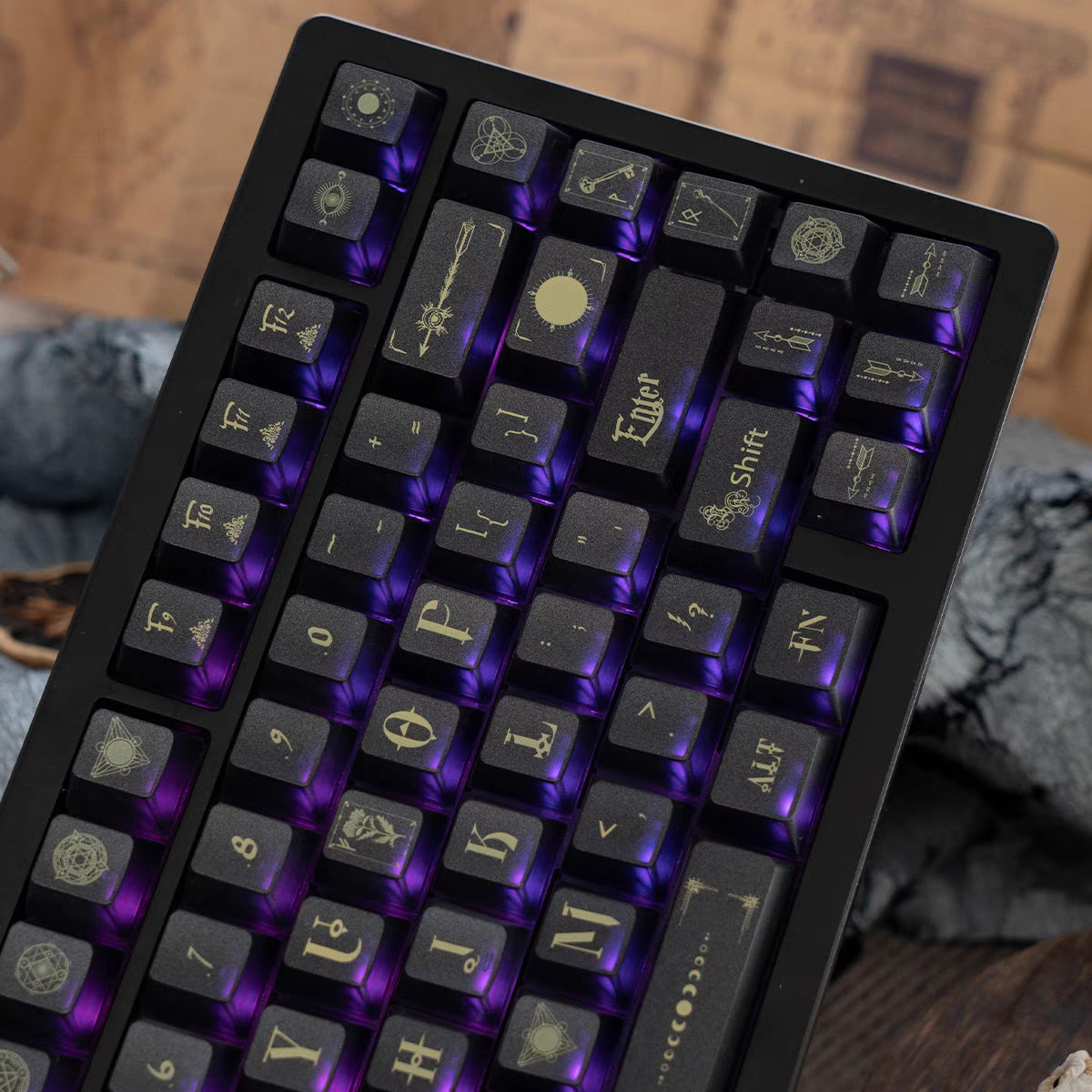 [In Stock] Harry Potter Backlit Transparent Glitter Coating Cherry Profile PC Keycaps