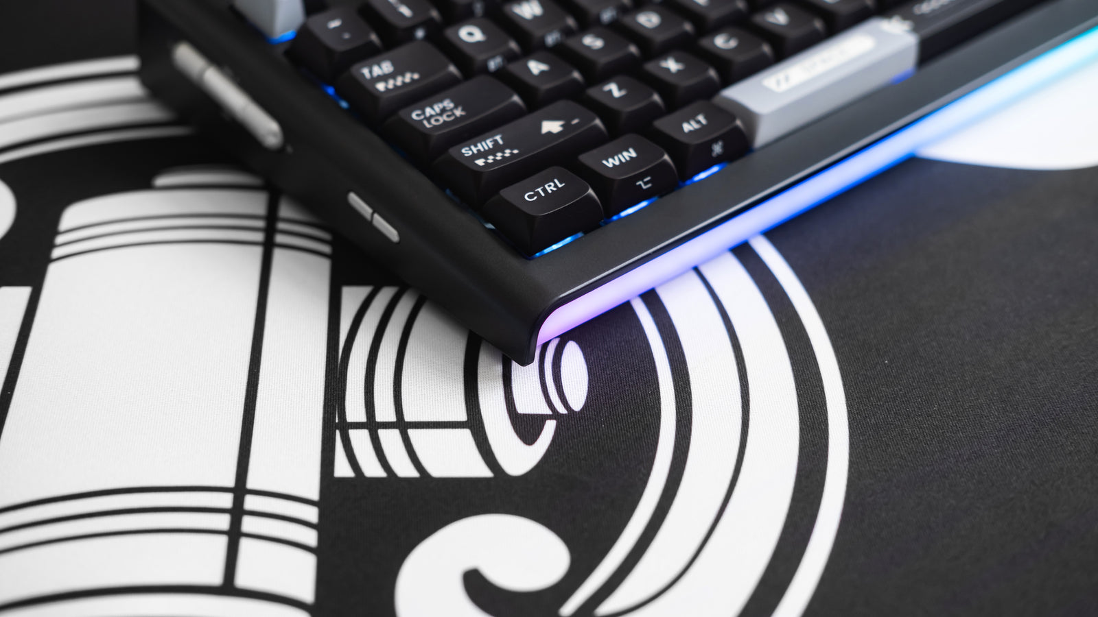 [In Stock] Lio87 Top-Like Mount Wireless RGB Hot-Swappable Pre-Built Mechanical Keyboard